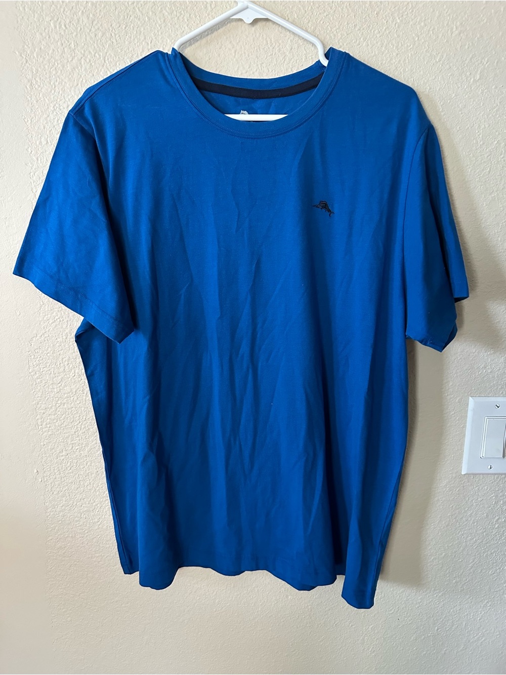 Tommy Bahamas Men's Crew Neck T-Shirt - Blue size L/ NWOT 1122